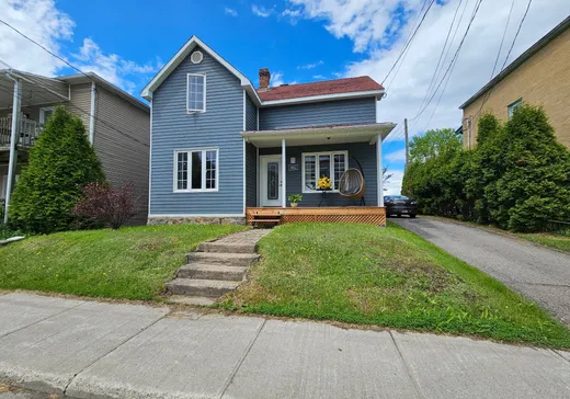 House for sale - 1662 6e Avenue, La Baie, G7B 1R8