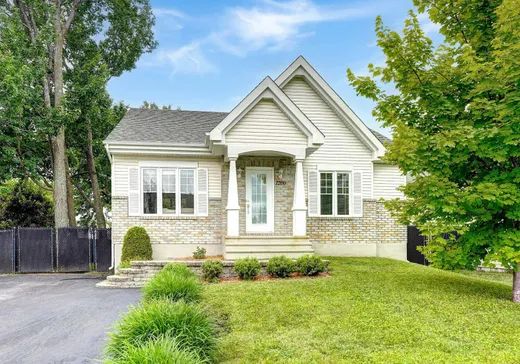 Maison à vendre - 7200 Rue de la Grive, Terrebonne, J7M 0A8