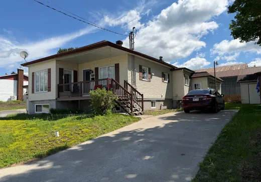 House for sale - 358-360 3e Avenue, Mont-Laurier, J9L 3B9
