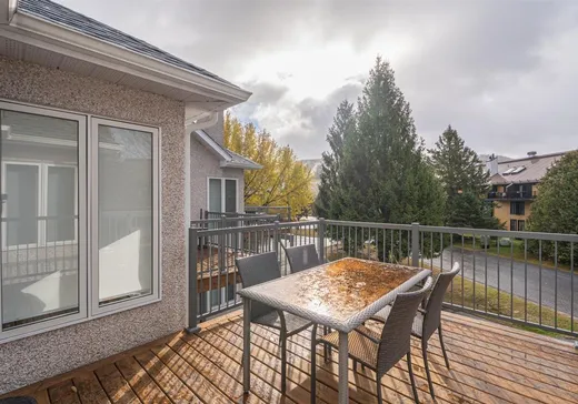 House for sale - 122 Av. Hochar, Saint-Sauveur, J0R 1R3