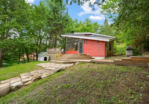 House for sale - 2107 Ch. du Rapide, Val Morin, J0T 2R0