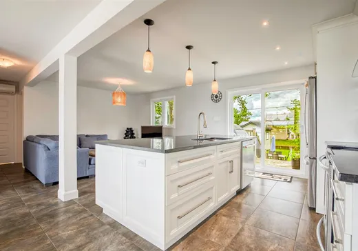 Maison à vendre - 525 Rue Principale, La Présentation, J0H 1B0