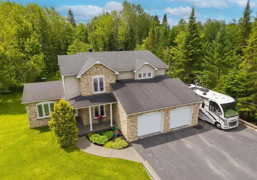 Two or more stories for sale - 959 Rue Frédéric-Doyon, Sherbrooke, J1R0T1