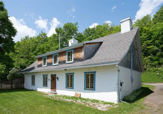 House for sale - 8480 Av. Royale, Château-Richer, G0A 1N0