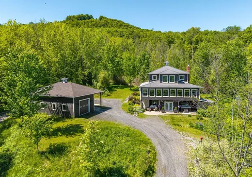 Maison à étages à vendre - 4545 Ch. de Capelton, Magog, J0B2C0