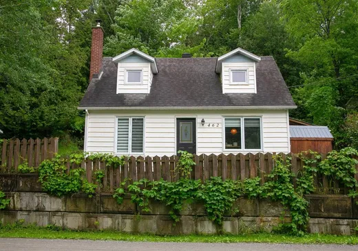 Maison à étages à vendre - 462 Rue des Pins, Coaticook, J0B1L0