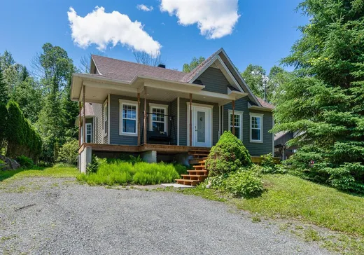 Bungalow à vendre - 595 Rue Chénier, Magog, J1X6H2
