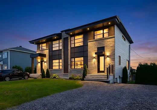 Maison à étages à vendre - 1309 Rue Chanteclerc, Val-Belair, G3K0J4