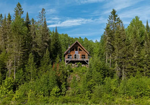 Maison à étages à vendre - 0853 Ch. de l'Église S., Mont-Laurier, J9L0C7