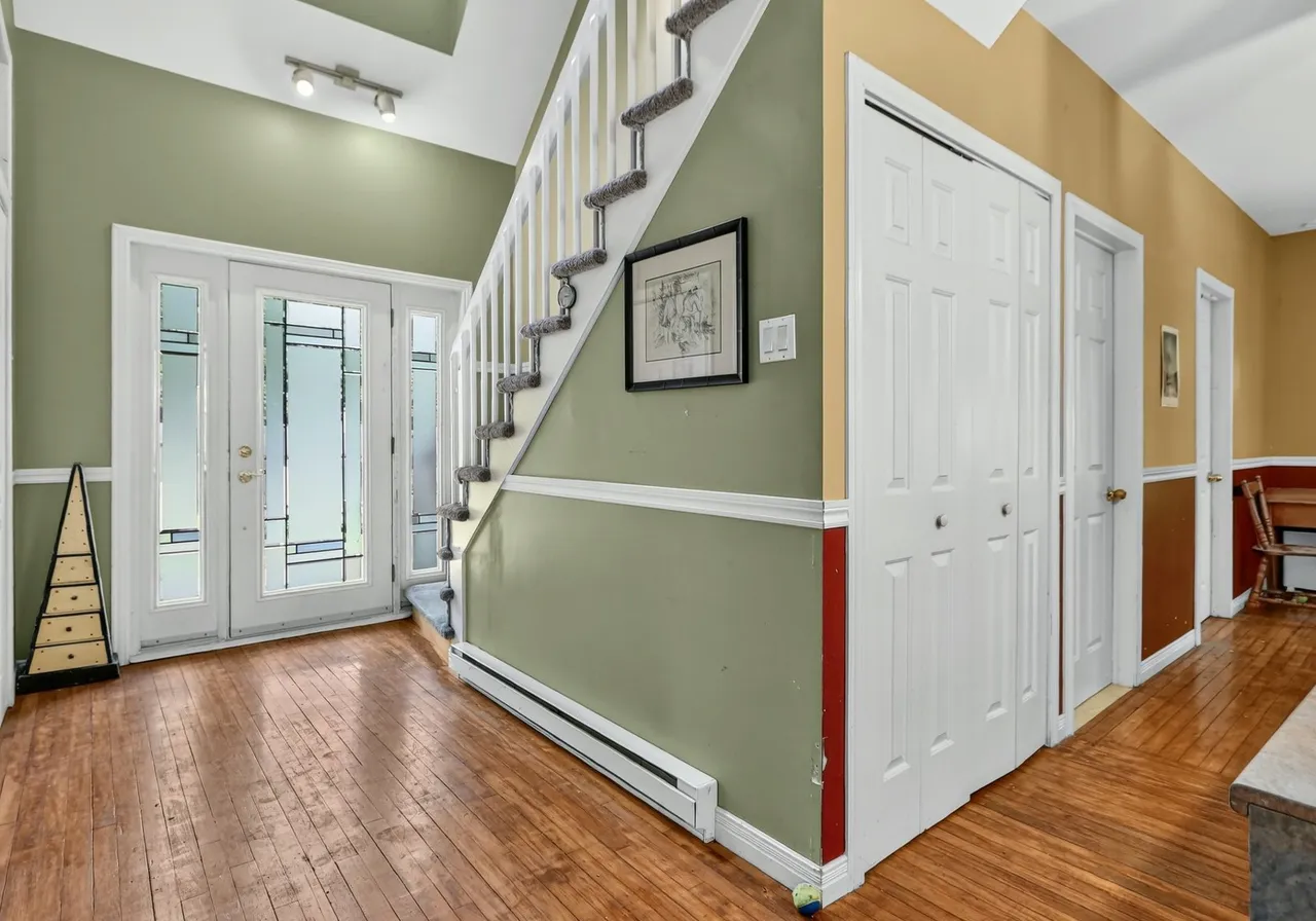 1037 Rue Massie — photo 3