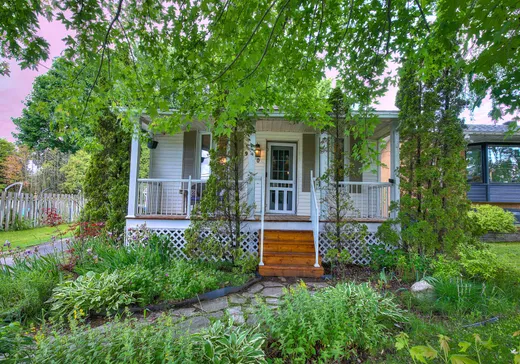 House for sale - 920 Rue Principale, Saint-Zotique, J0P 1Z0