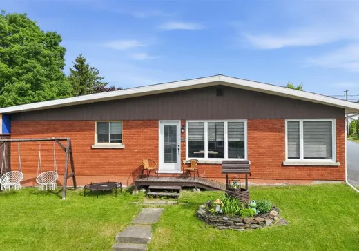 House for sale - 205 128e Rue, Beauceville, G5X 3H2