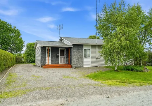 Maison à vendre - 508 Rue Pie-XII N., Magog, J1X 4E2