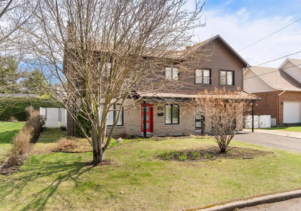 820 Rue Jean-De Lauson — photo 3