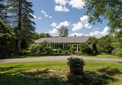 House for sale - 3729 Ch. de Georgeville, Magog, J1X 0M8