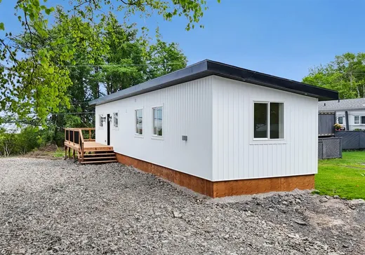 Maison mobile à vendre - 343 Av. Louis-Hébert, Rimouski, G5M1P6