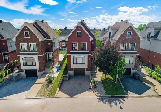 Maison à vendre - 454 Rue des Thalias, Laval (Sainte-Dorothee), H7X 4H8