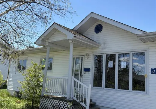 Bungalow for sale - 49 Rue des Saules, Val-d'Or, J9P4E9