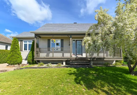 Maison à vendre - 228 Rue du Tricentenaire, L'Ange-Gardien, G0A 2K0
