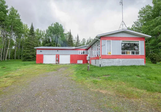 House for sale - 474 1er-et-2e Rang E., Amos, J0Y 1S0
