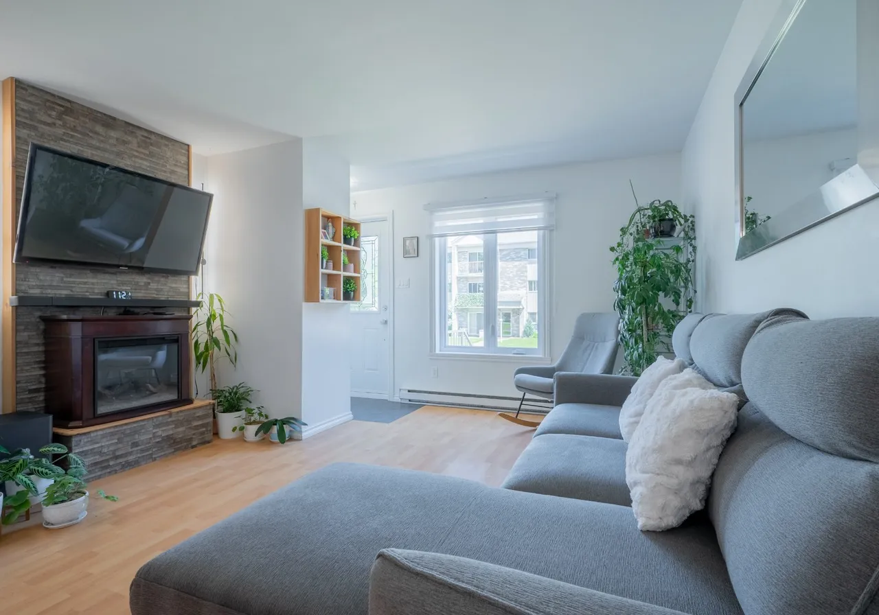 713Z 14e Avenue — photo 2