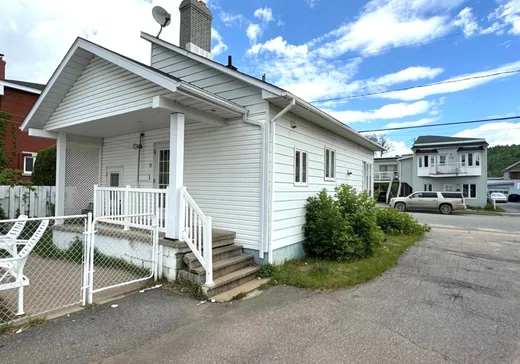 Maison à vendre - 551 Rue St-Benoît, La Tuque, G9X 2R6