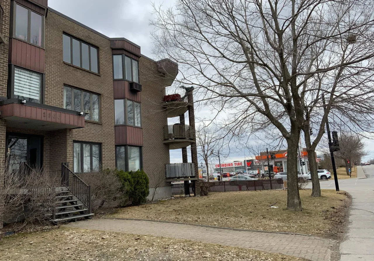 2600 Boul. du Tricentenaire — photo 1