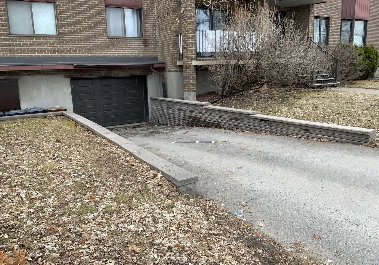 2600 Boul. du Tricentenaire — photo 2