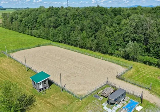 Maison à vendre - 1683Z Route 235, L'Ange-Gardien, J0E 1E0