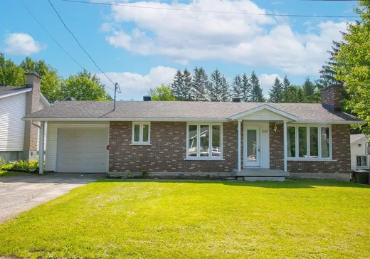 Bungalow à vendre - 508 Rue Longpré, Sherbrooke, J1G3B9