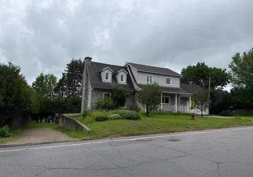House for sale - 7 Rue Principale, Kiamika, J0W 1G0
