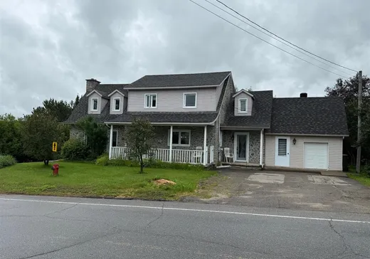 House for sale - 7 Rue Principale, Kiamika, J0W 1G0