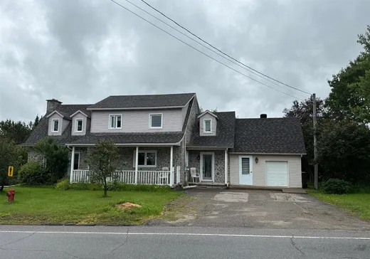 House for sale - 7 Rue Principale, Kiamika, J0W 1G0