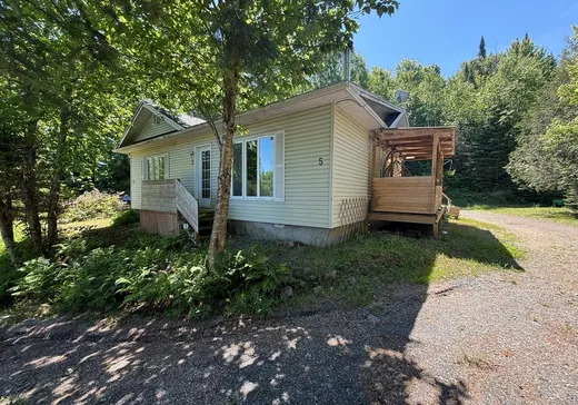 House for sale - 5 Ch. Polydore, Brownsburg-Chatham, J8G 1C5