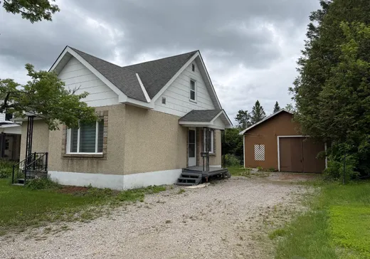 House for sale - 489 Rue de la Montagne, Maniwaki, J9E 1K7
