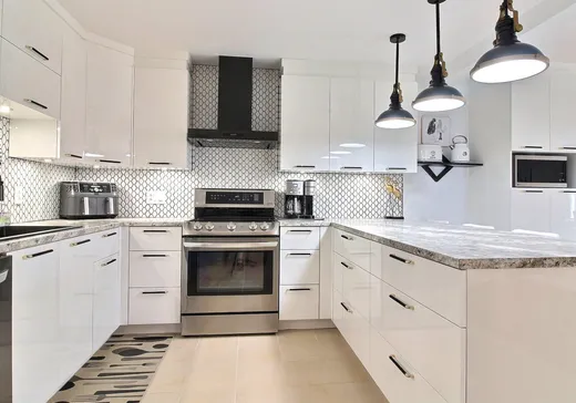 Maison à vendre - 600 15e chemin A du Lac-Sébastien, St-David-de-Falardeau, G0V 1C0