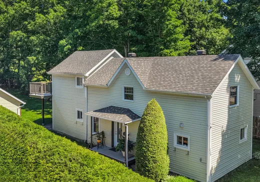 Maison à vendre - 139 Rue Elgin, Granby, J2G 4V4