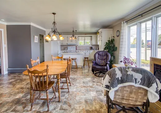 Maison à vendre - 200 Boul. Baril O., Plessisville, G6L 3W1