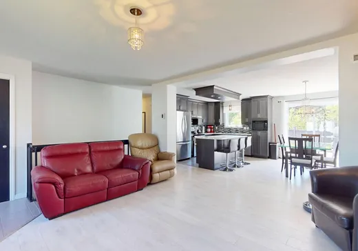 Maison à vendre - 35 Rue Omer, Moisie, G0G 2B0