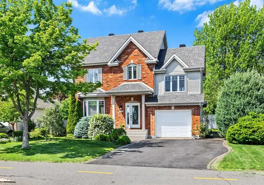 House for sale - 134 Av. Charlemagne, Candiac, J5R 6P7