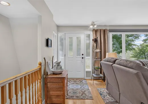 Maison à vendre - 252 Ch. de la Rivière-du-Nord, Saint-Colomban, J5K 2E4