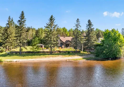 Maison à vendre - 566 Ch. Azarie, Papineauville, J0V 1E0
