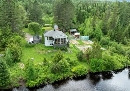 House for sale - 2230 Ch. Sicard, Ste-Lucie, J0T 2J0