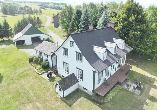 Fermette à vendre - 1390 Rg St-Étienne S., Sainte-Marie, G6E 0N1