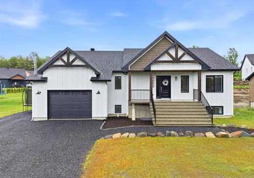 House for sale - 1050 Rue Bissonnette, Valcourt, J0E 2L0