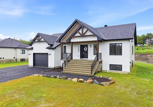 House for sale - 1050 Rue Bissonnette, Valcourt, J0E 2L0