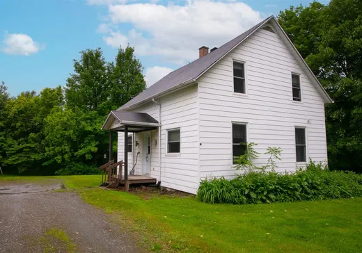 House for sale - 6325 Route Louis-S.-St-Laurent, Coaticook, J0B 1L0