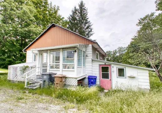 House for sale - 160 Rue Swanson, Waterville, J0B 3H0