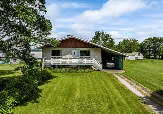House for sale - 4300 Rg de l'Acadie, Pointe-Du-Lac, G9B 6B2