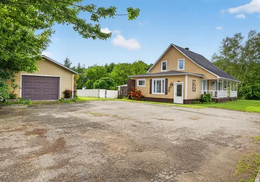 House for sale - 685 Rue Principale, Stukely, J0E 2J0